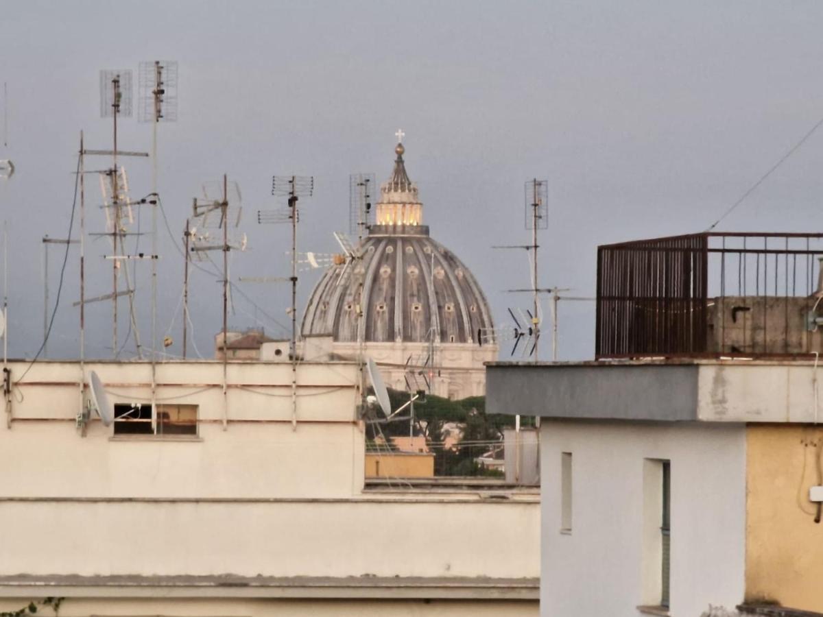 Saint Peter Vatican City Confortable Apartament Stellasia Casa Vacanza Рим Екстериор снимка