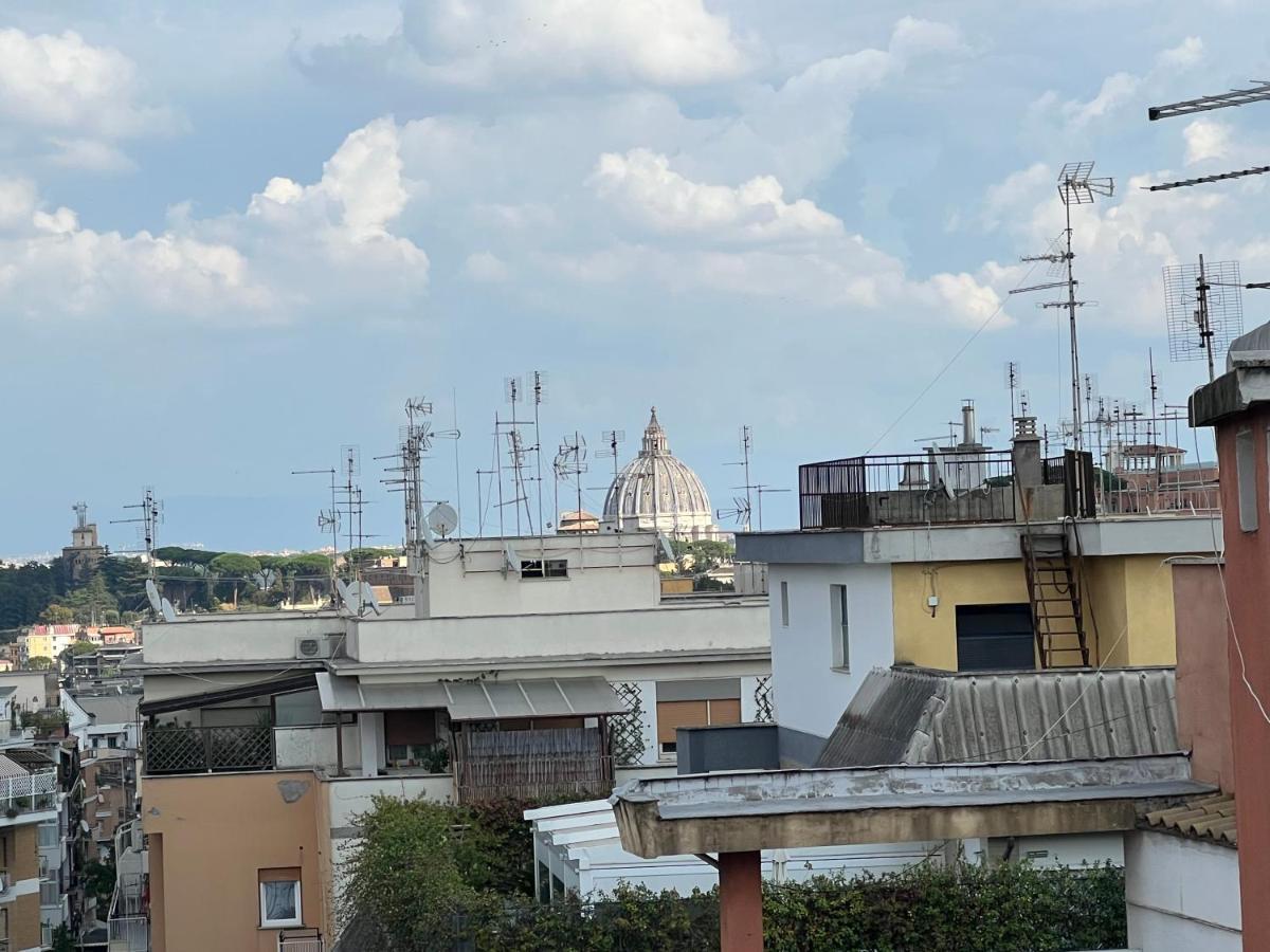 Saint Peter Vatican City Confortable Apartament Stellasia Casa Vacanza Рим Екстериор снимка